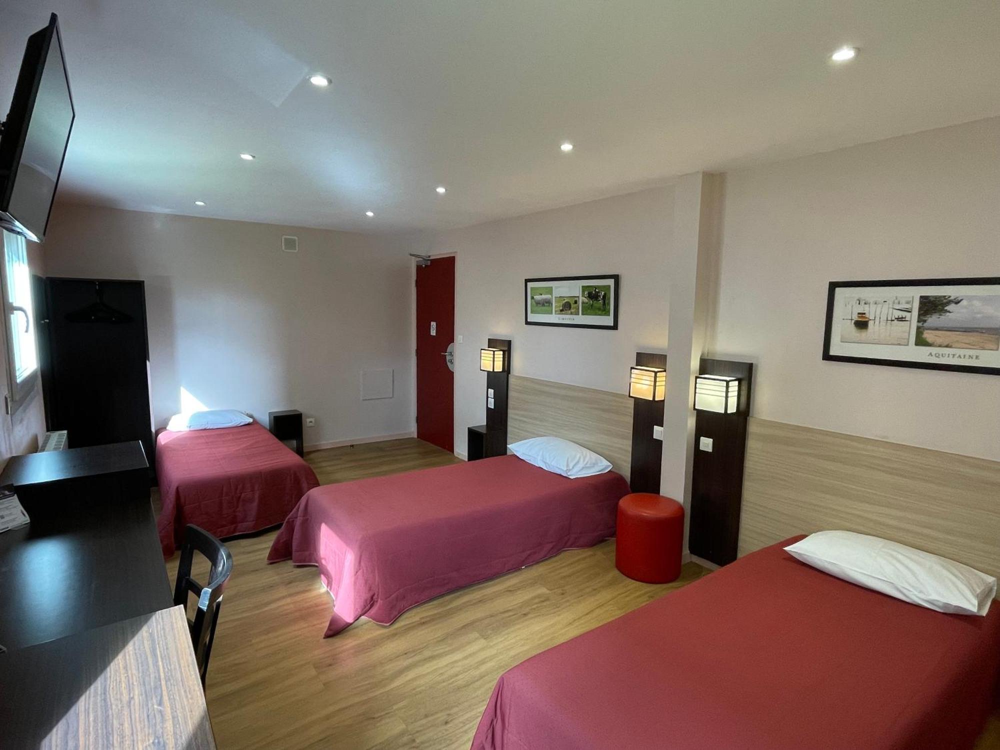 Brit Hotel St-Quentin/Nord Fayet  Exteriör bild